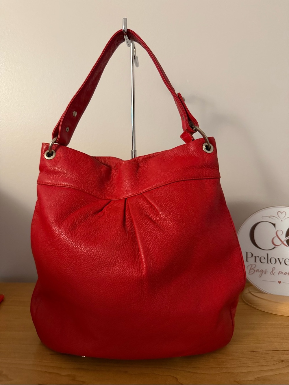Salvatore Ferragamo Red Leather Shoulder Hobo